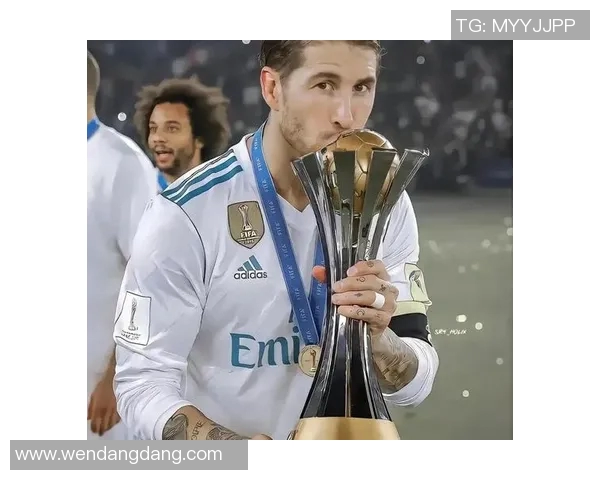 77号球星绿茵传奇探索他在足球世界的荣耀与故事 77号球星绿茵传奇探索他在足球世界的荣耀与故事