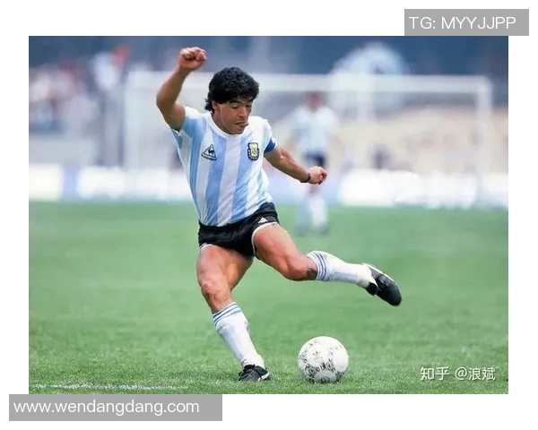 山东足球老球星的辉煌历程与影响力分析 山东足球老球星的辉煌历程与影响力分析